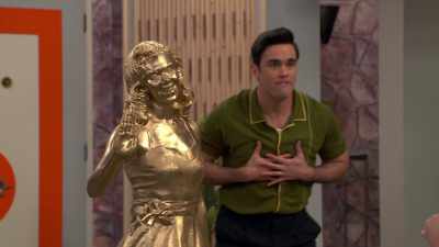 - Who made this solid
gold statue of your mother - The Fairly OddParents: Fairly Odder