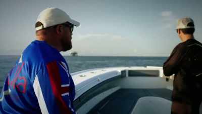 Who needs buoys when you got
this much structure out here,
right? - Deadliest Catch: Bloodline