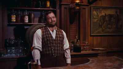 Who saw a man run in here? - Rio Bravo
