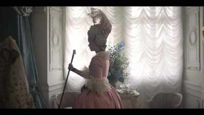 - Who is she?
- Your challenge. - Dangerous Liaisons
