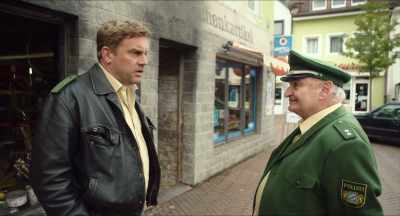 Who has such hatred
against a lottery store - Guglhupfgeschwader