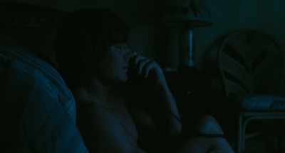 - Who?
Tania. - The Iron Claw