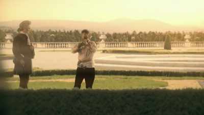 Who target the unsuspecting,
the gullible, and the rich. - Searching for Secrets
