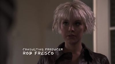 Who is that?
Her name is
Angela Petrelli. - Heroes