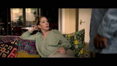 Who the hell is that? - Romantic Getaway