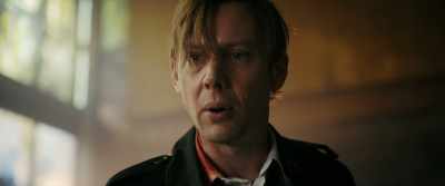 Who has the power, - The Man Who Fell to Earth