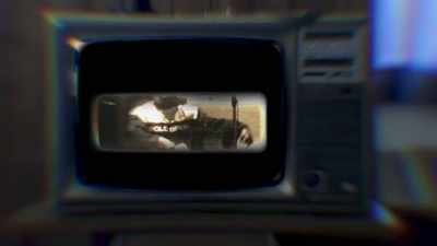 ♪ Who is this, doing this
synthetic type of ♪ - Mixtape