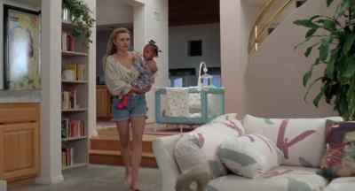 - Who turned on the stove?
- I don't know. - Ghost in the Machine