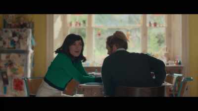 Who wants to, um,
go to the heath? - Bridget Jones: Mad About the Boy