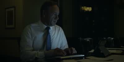Who would you guess texted me just now? - House of Cards