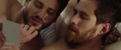 - Whoa.
- Don't smudge it. - In from the Side