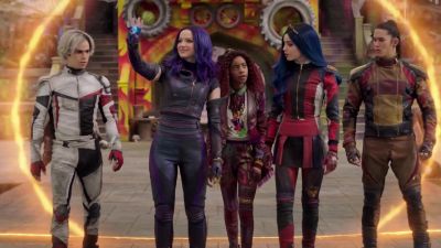 Whoa, you got a little
Hades' thing going. - Descendants 3