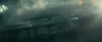 Whoa! He just jumped 30 meters! Can we beam him up? There's too much damage. I have no incoming sign - Star Trek Into Darkness