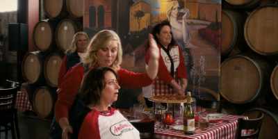 - Whoa.
- It says "Happy Birthday, Rebecca." - Wine Country