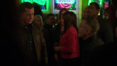 Whoa. It's a nice place. - Chicago Fire