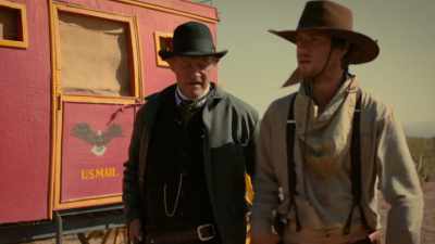 - Whoa.
- Sheriff, what are you doin'? - The Legend of 5 Mile Cave