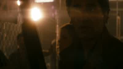 Whoa, whoa, wait. - Fear the Walking Dead