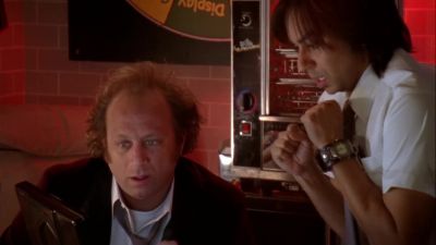Whoa, whoa, whoa, whoa,
close it, close it. - Chuck