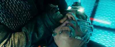 Whoever broke into my room,
whoever stole that weapon, - Star Trek: Section 31
