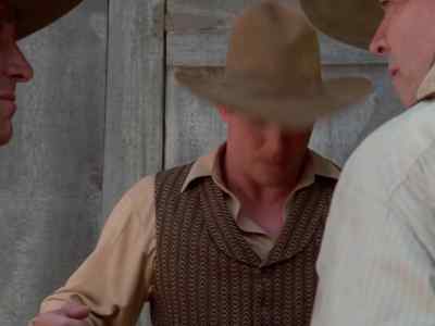 Whoops, old habit. - Lois & Clark: The New Adventures of Superman