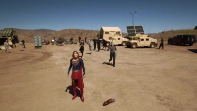 (WHOOSHING) - Supergirl