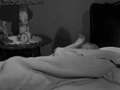 Who're you talking to? - The Twilight Zone