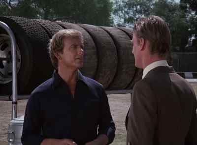 Who's that Barney's talking to? - The Six Million Dollar Man