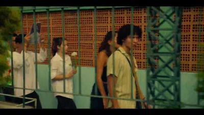 Who's that boy in the picture? - No Escape
