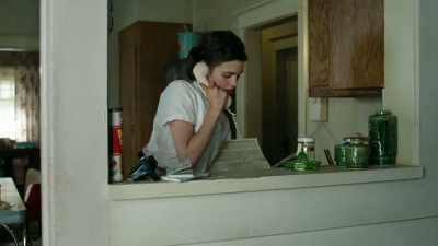 Who's calling, please? - I Am the Night
