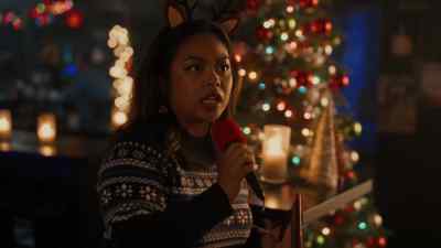 - Who's George
Bailey's guardian angel - The Santa Class
