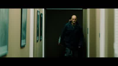 - Who's reaching out to seven-R? - Safe House