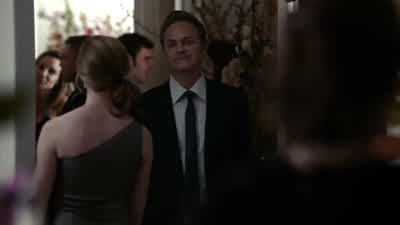 Who's that girl with Jeremy? - The Vampire Diaries