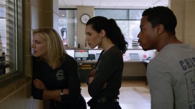 - Who's that?
- New paramedic chief. - Chicago Fire