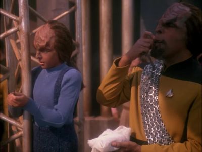 Who's that? - Star Trek: The Next Generation