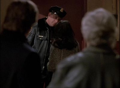 Who's that?
She's working with the police. - Quantum Leap
