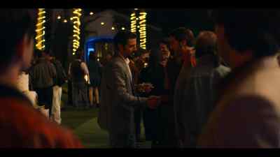 Who's the slick dude wearing silk? - Narcos: Mexico