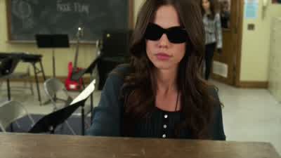 Who's there? - Pretty Little Liars