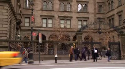 #Who's there for you when you're call
and alone?# - Gossip Girl