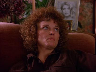 Who's upstairs? - Twin Peaks