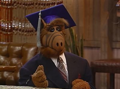 Who's walking - ALF