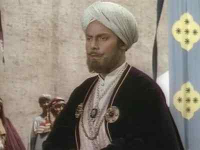 Whose caravan is this? - Ali Baba and the Forty Thieves