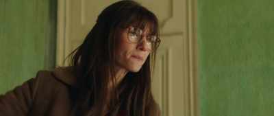 Why always have the wife using the husband's last name? - Mr & Mme Adelman