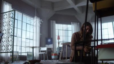 Why are you cleaning? - Supergirl