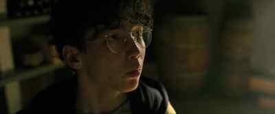 Why are you doing this?
We don't have any money. - My Spy: The Eternal City