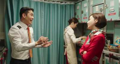 Why are you harassing a passenger? - Okay! Madam