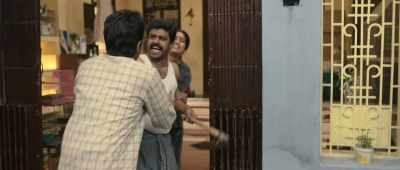 Why are you holding me back?
Move. You, sewer rat! - Chithha