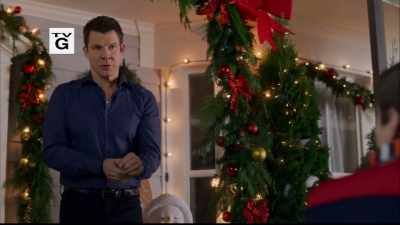 Why are you shoveling
my front walk? - It's Beginning to Look a Lot Like Christmas