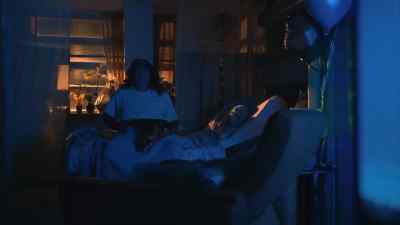 - Why are they still after us?
- I don't know! - Finding ʻOhana