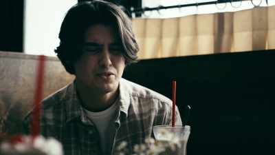 - Why are you telling me
all of this now? - My Fatal Social Following