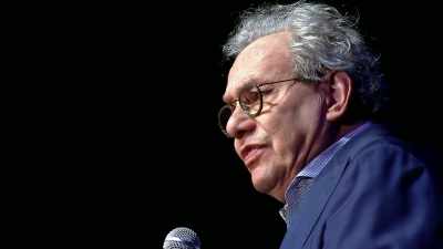 Why are you telling me
what you saw?" - Lewis Black: Thanks for Risking Your Life